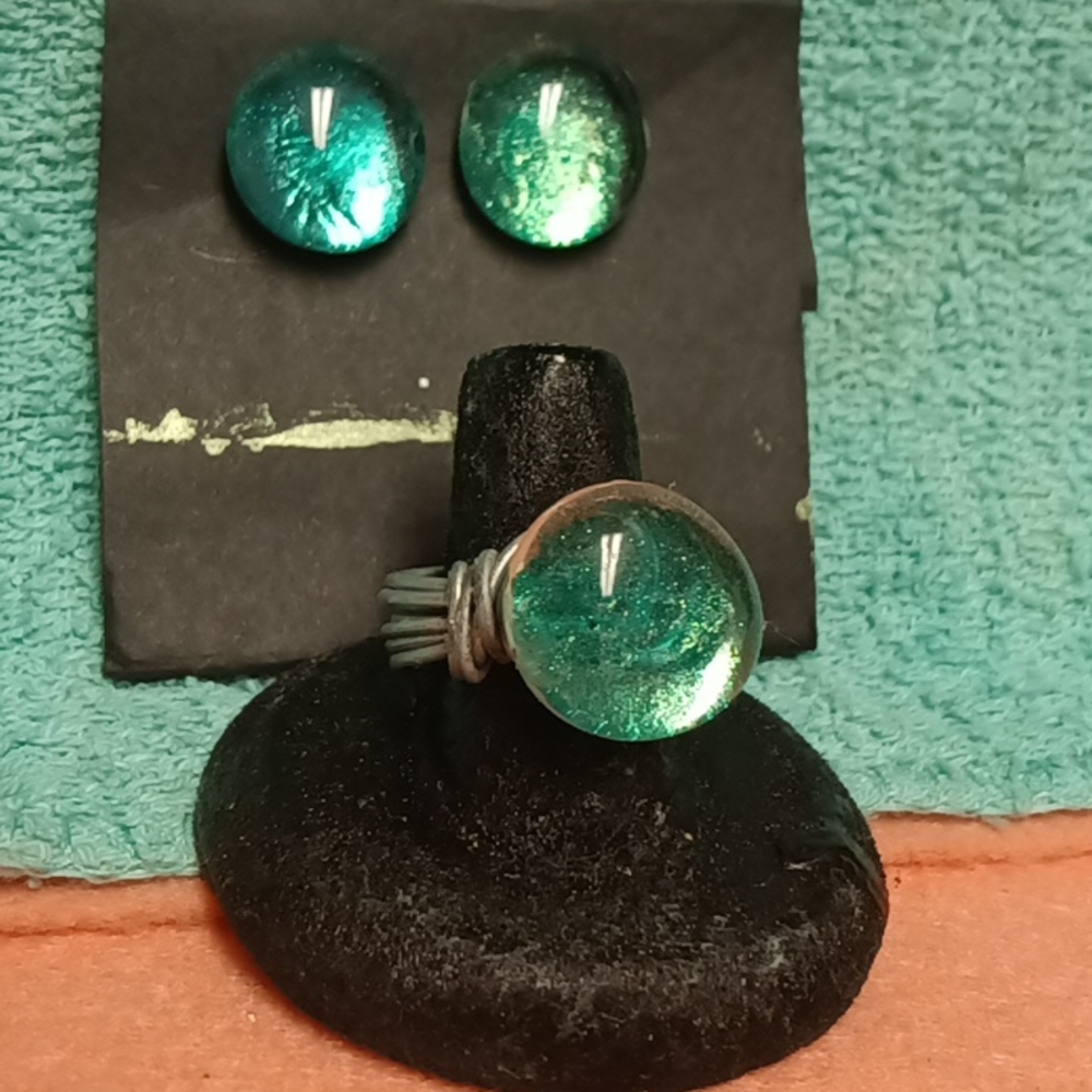 Jewelry - Picture 3 of 4